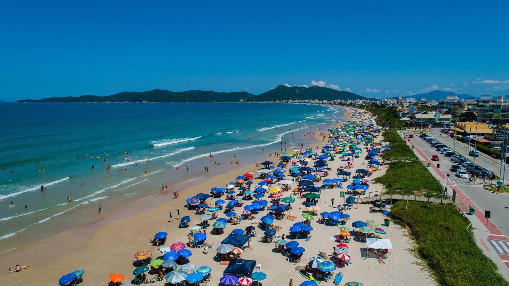 Apto Praia De Mariscal E Canto Grande Bombinhas Sc - Canela Flats 02 Lejlighed Eksteriør billede